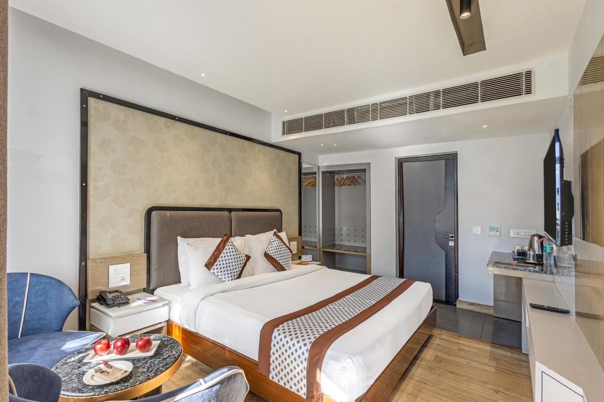 Sterling Legacy Shimla Hotel Exterior photo